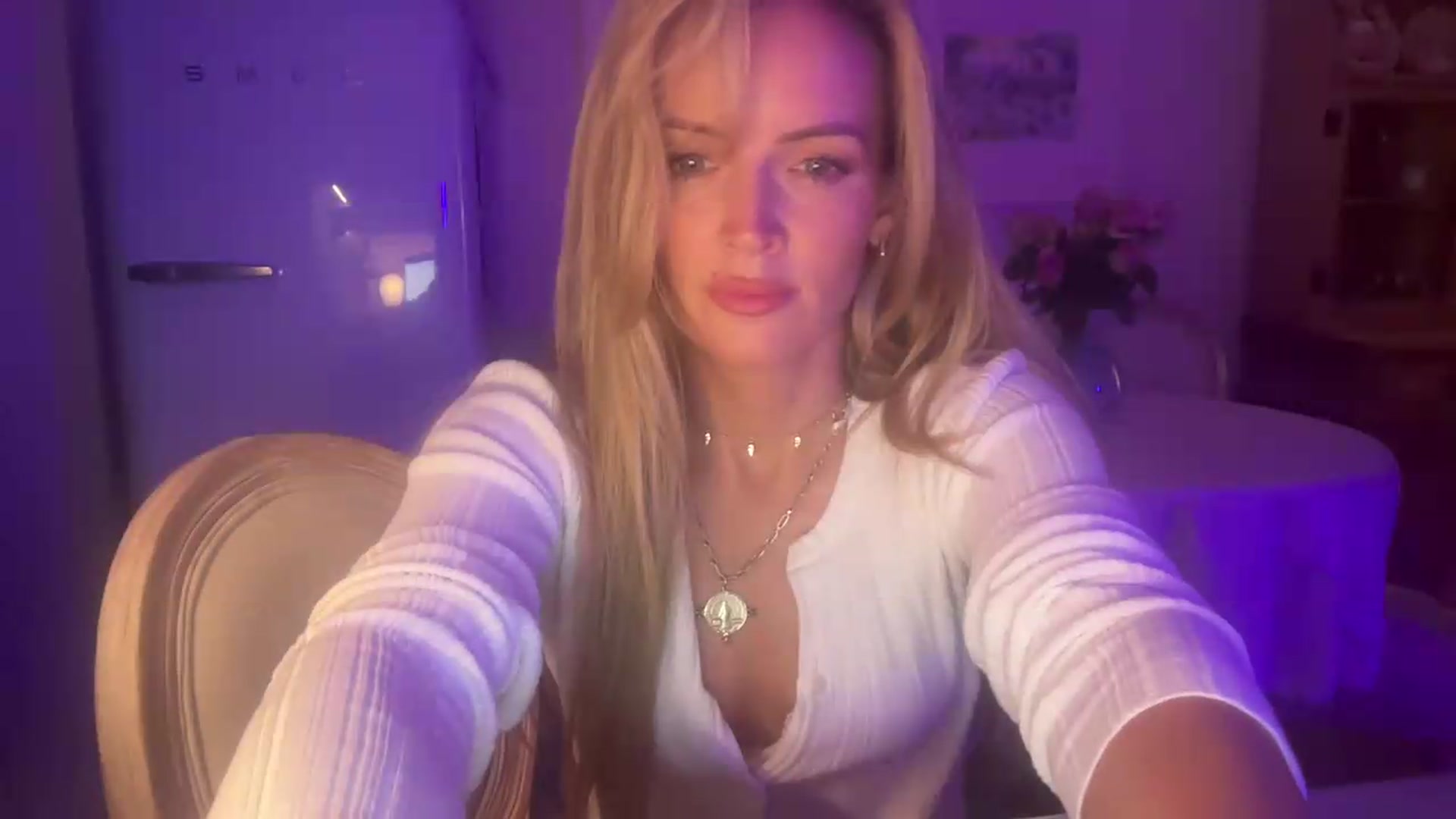 Gallery image thumbnail from Courtney's myfreecams stream on, 08/03/2026, 22:16 image 10 of 20