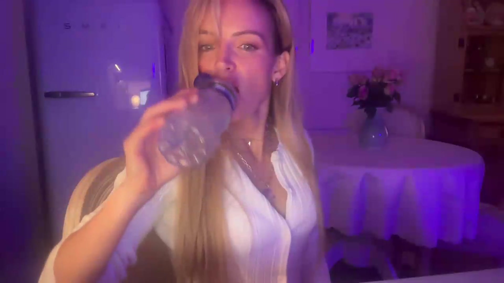 Gallery image thumbnail from Courtney's myfreecams stream on, 08/03/2026, 22:16 image 15 of 20
