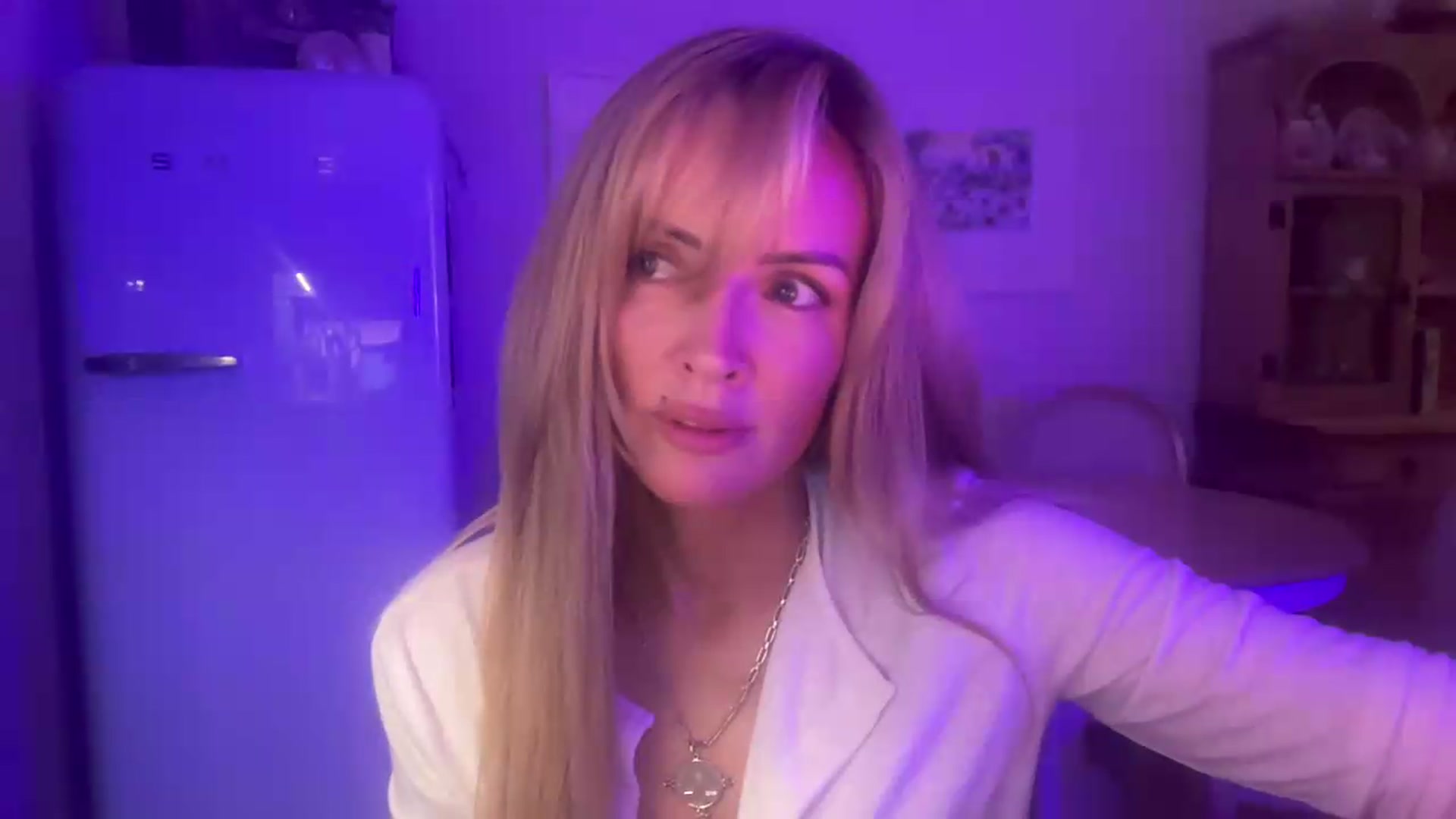 Gallery image thumbnail from Courtney's myfreecams stream on, 08/04/2026, 23:10 image 10 of 20