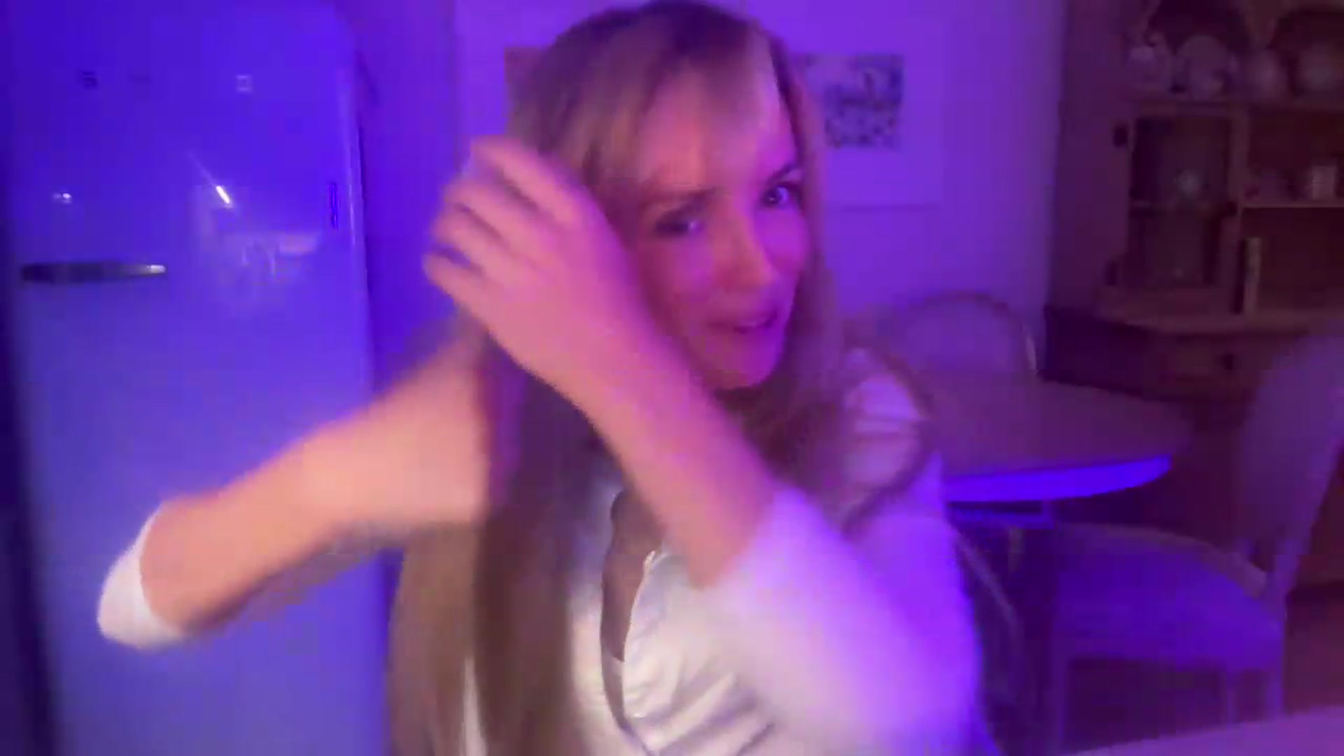 Gallery image thumbnail from Courtney's myfreecams stream on, 08/04/2026, 23:10 image 11 of 20