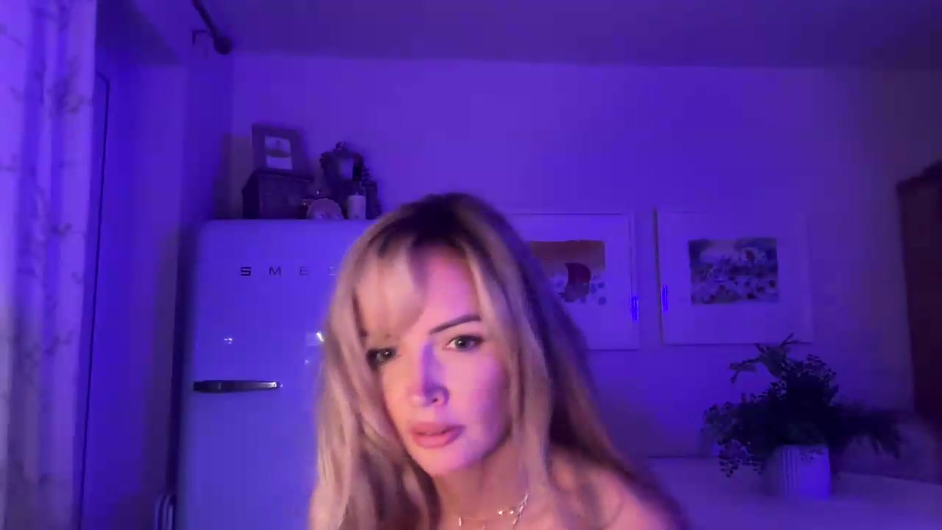Gallery image thumbnail from Courtney's myfreecams stream on, 08/06/2026, 22:20 image 20 of 20