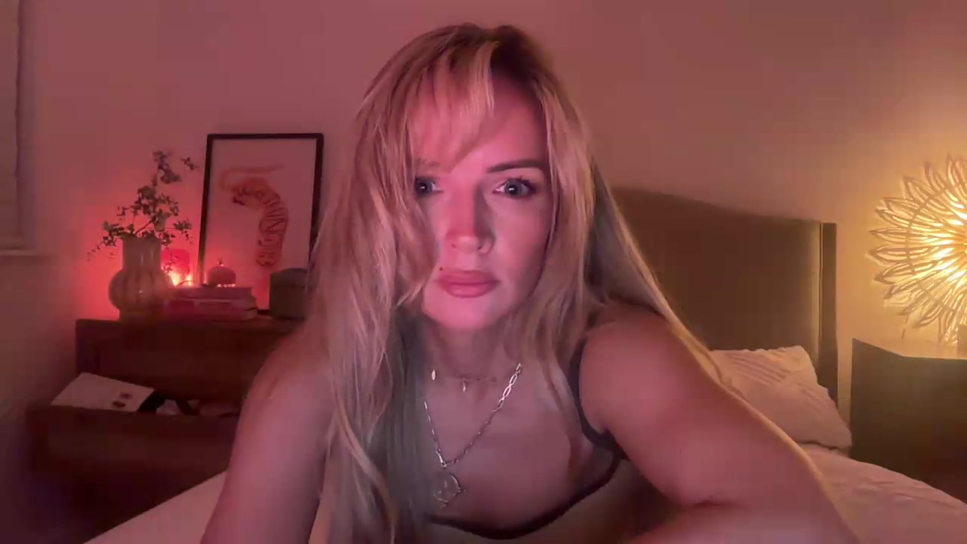Gallery image thumbnail from Courtney's myfreecams stream on, 08/06/2026, 22:53 image 14 of 20