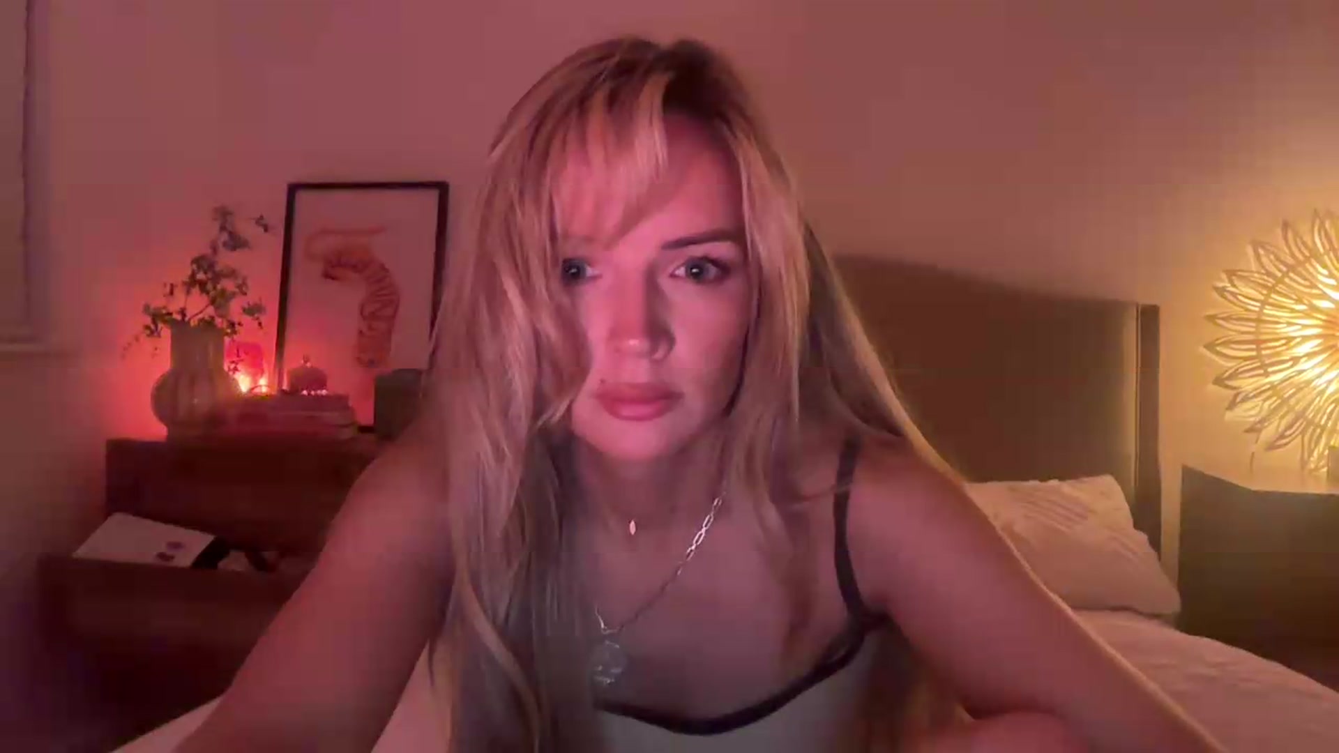 Gallery image thumbnail from Courtney's myfreecams stream on, 08/06/2026, 22:53 image 16 of 20