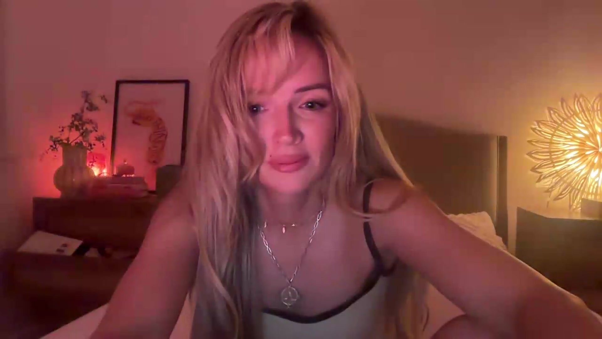 Gallery image thumbnail from Courtney's myfreecams stream on, 08/06/2026, 22:53 image 6 of 20