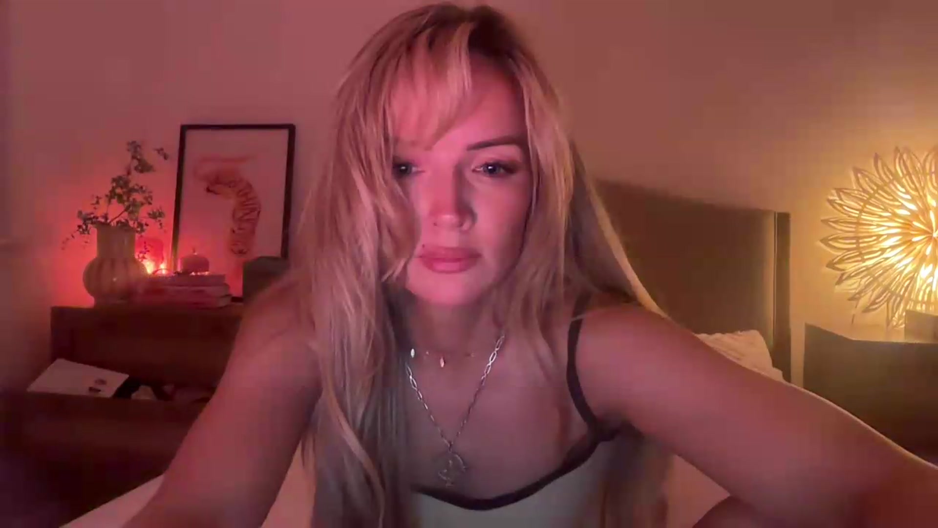 Gallery image thumbnail from Courtney's myfreecams stream on, 08/06/2026, 22:53 image 8 of 20