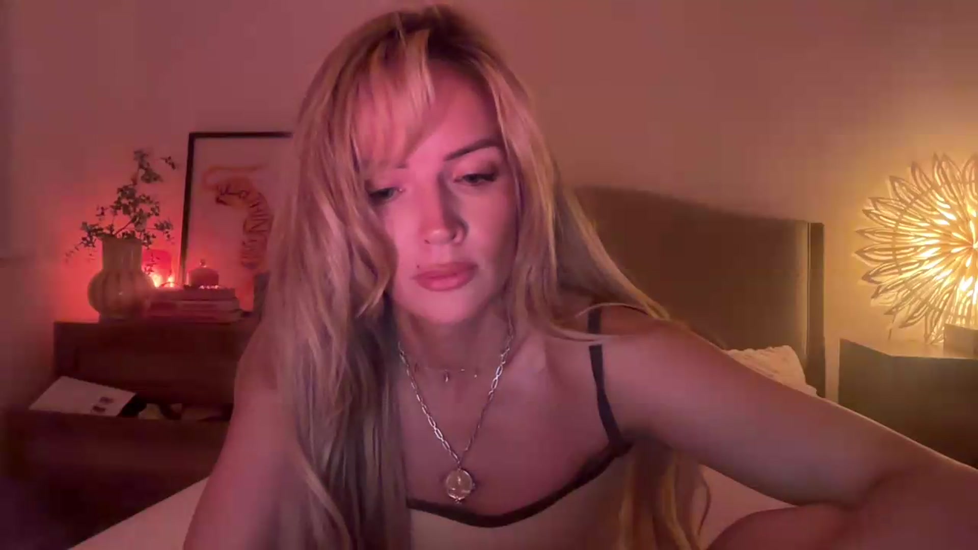 Gallery image thumbnail from Courtney's myfreecams stream on, 08/06/2026, 22:53 image 4 of 20