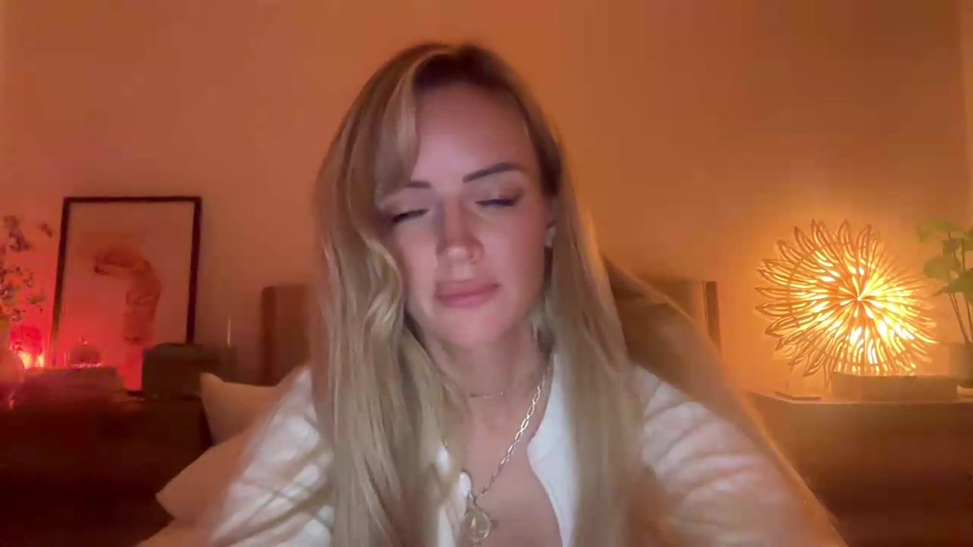 Gallery image thumbnail from Courtney's myfreecams stream on, 08/08/2026, 24:02 image 19 of 20