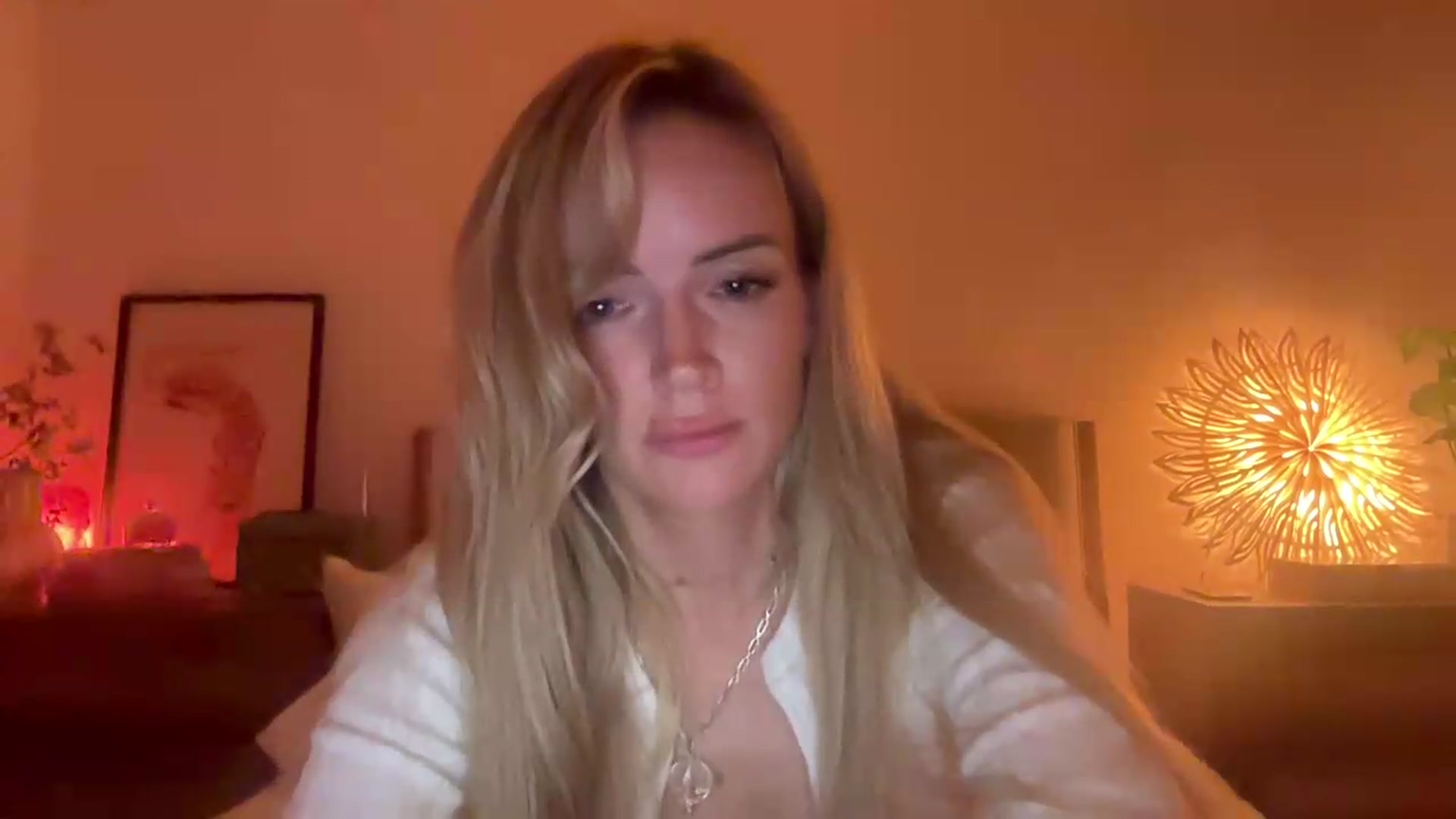 Gallery image thumbnail from Courtney's myfreecams stream on, 08/08/2026, 24:27 image 11 of 20