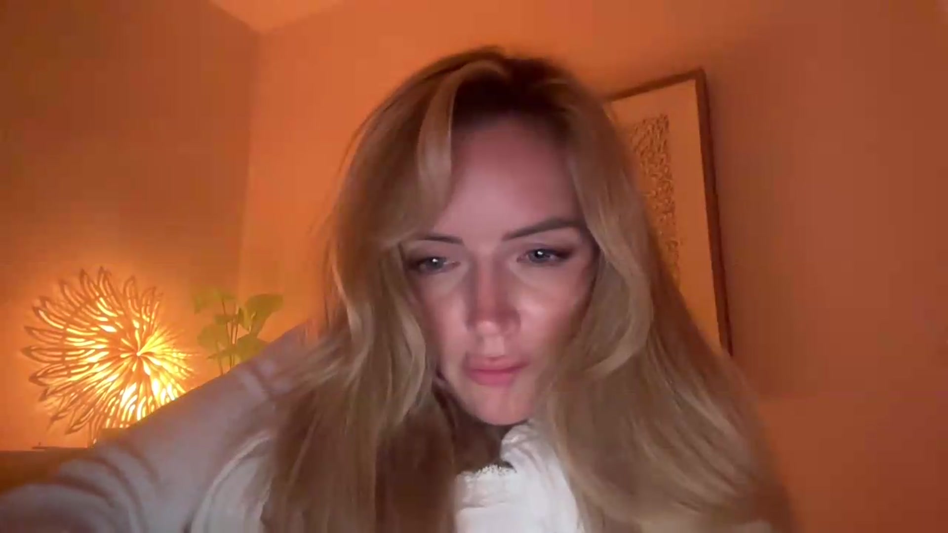 Gallery image thumbnail from Courtney's myfreecams stream on, 08/08/2026, 24:27 image 20 of 20