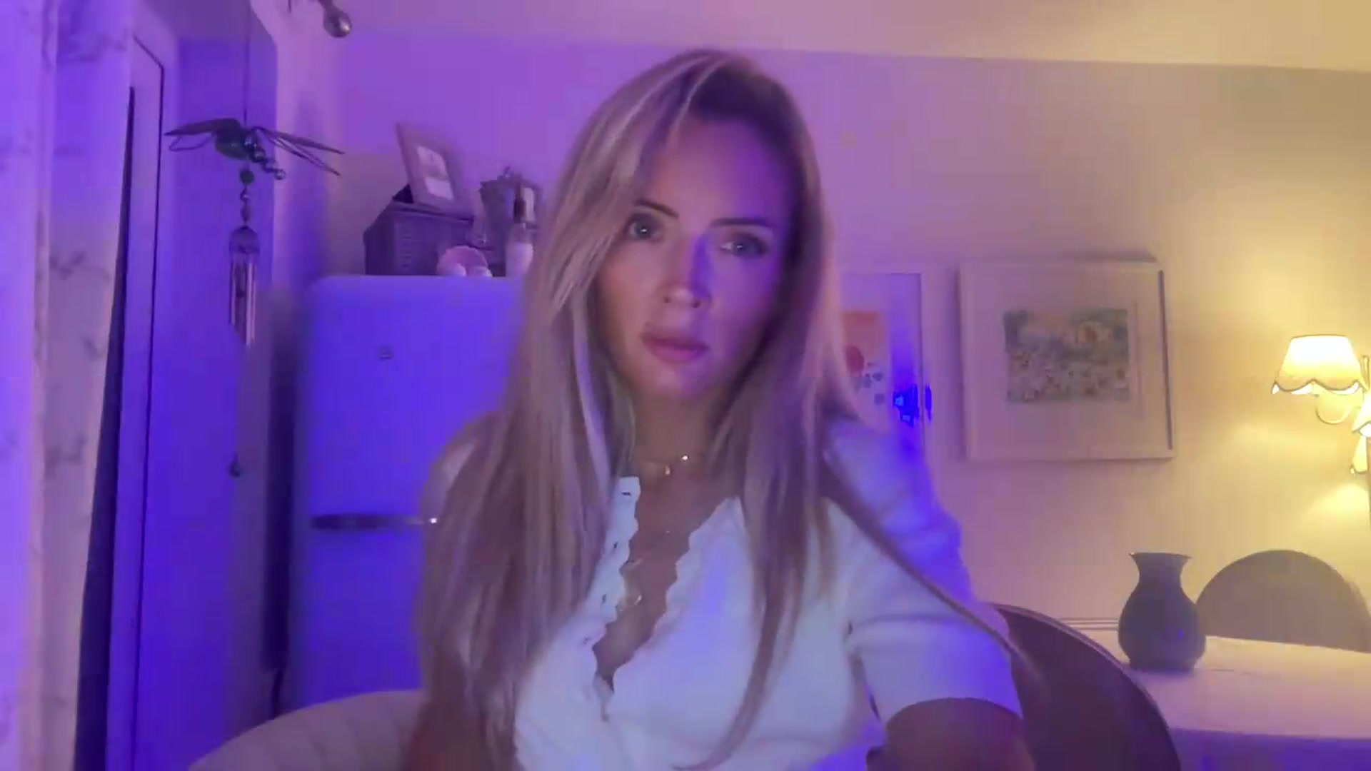 Gallery image thumbnail from Courtney's myfreecams stream on, 08/21/2026, 21:56 image 15 of 20