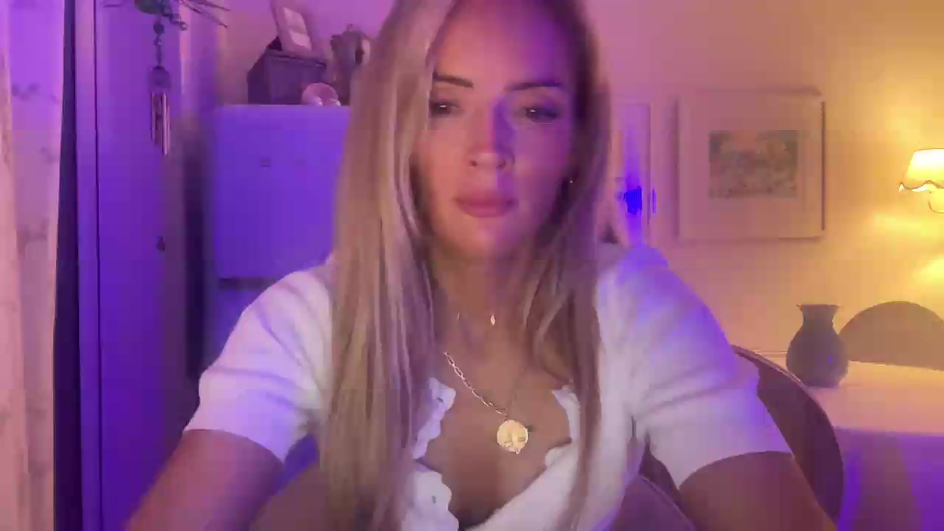 Gallery image thumbnail from Courtney's myfreecams stream on, 08/21/2026, 22:10 image 18 of 20
