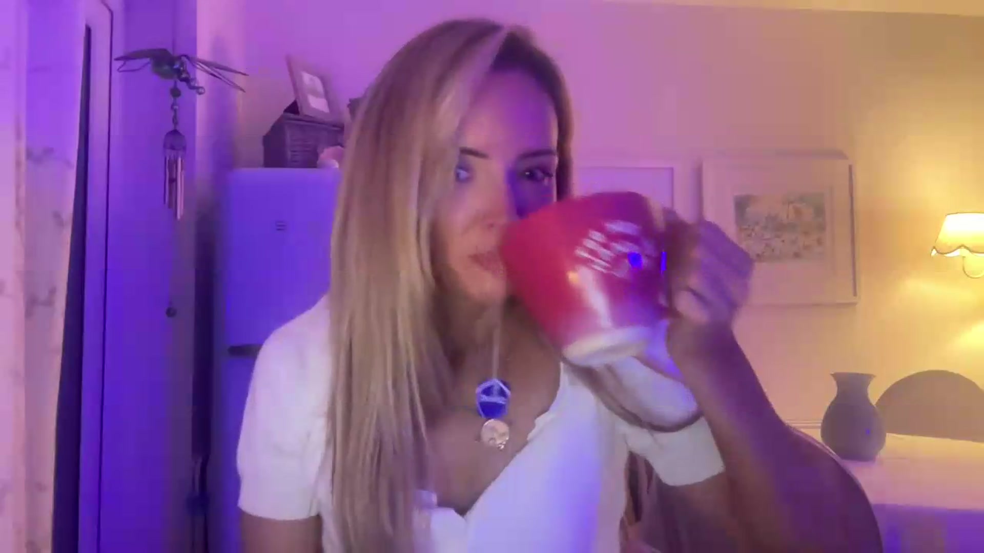 Gallery image thumbnail from Courtney's myfreecams stream on, 08/21/2026, 22:10 image 9 of 20