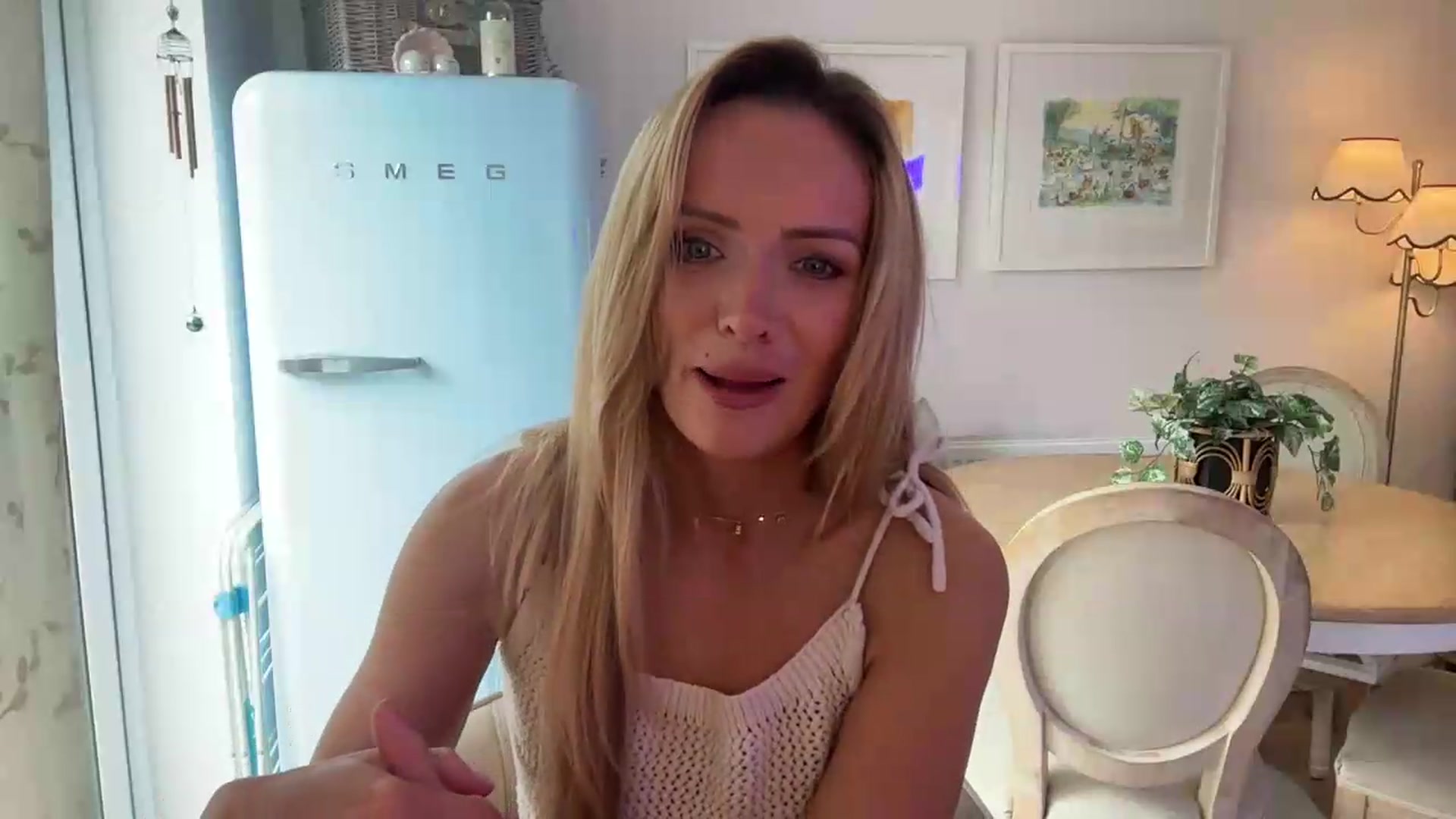 Gallery image thumbnail from Courtney's myfreecams stream on, 09/04/2026, 15:13 image 9 of 20