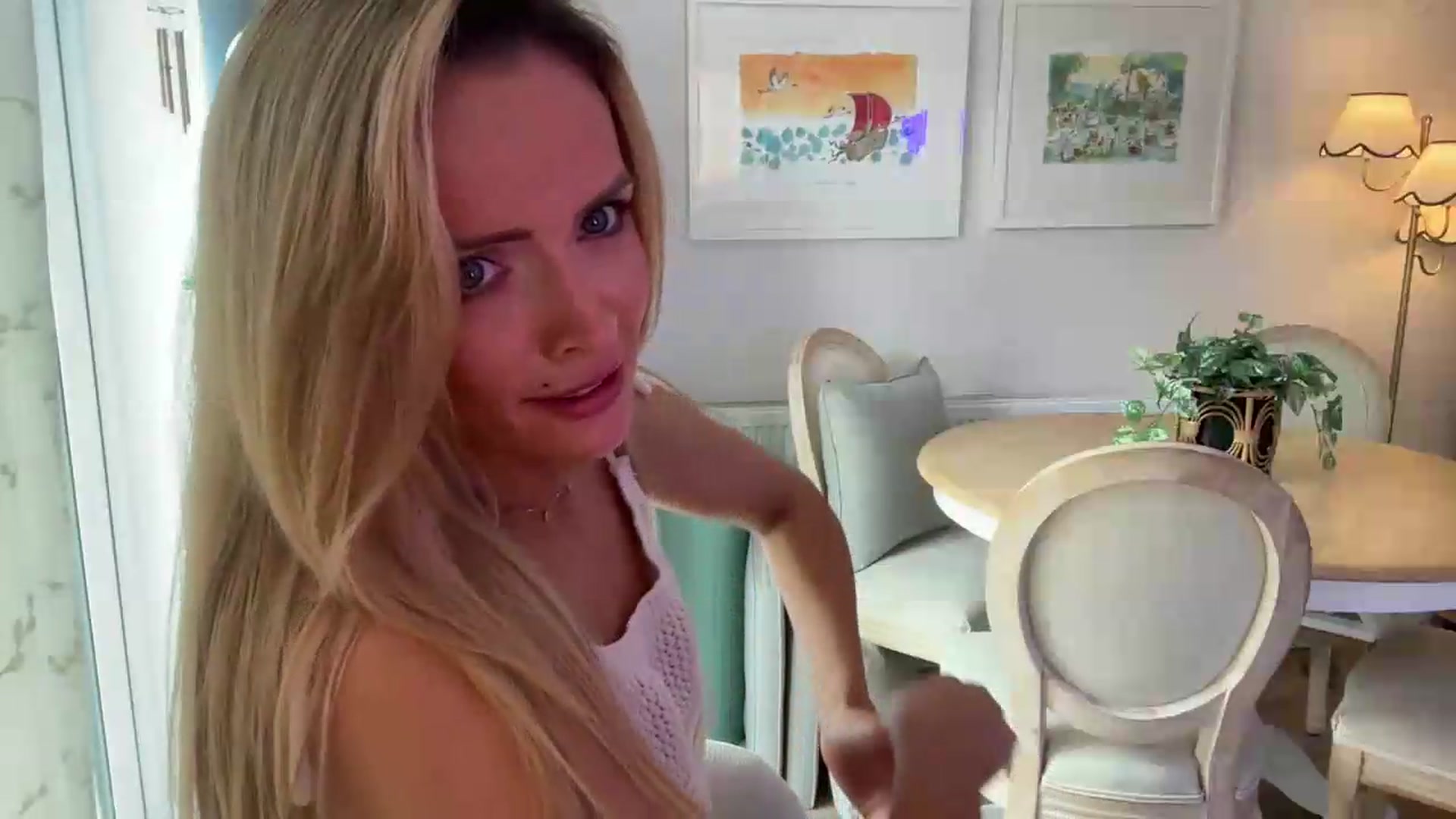 Gallery image thumbnail from Courtney's myfreecams stream on, 09/04/2026, 15:13 image 6 of 20