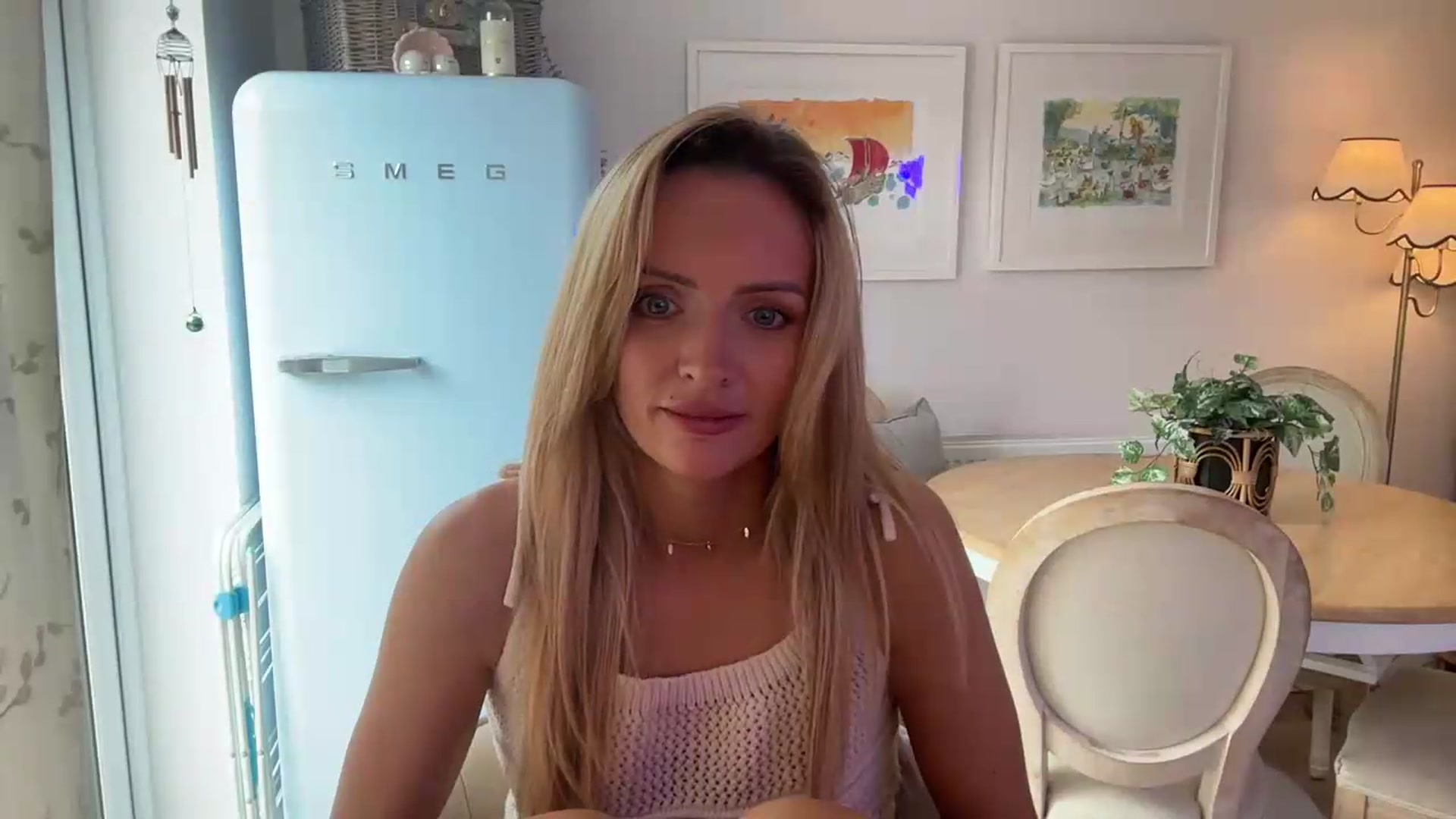 Gallery image thumbnail from Courtney's myfreecams stream on, 09/04/2026, 15:13 image 10 of 20