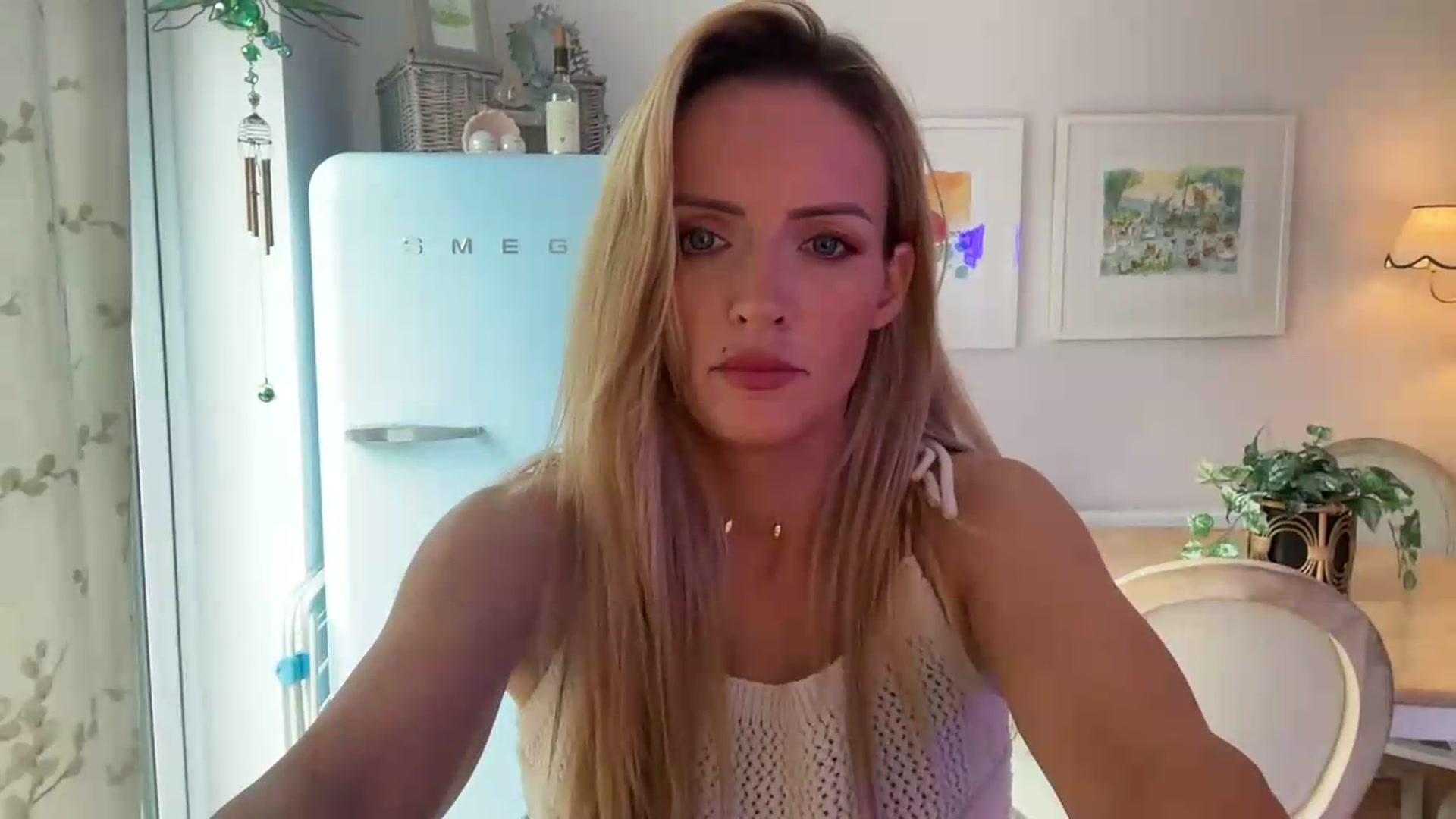 Gallery image thumbnail from Courtney's myfreecams stream on, 09/04/2026, 15:13 image 3 of 20