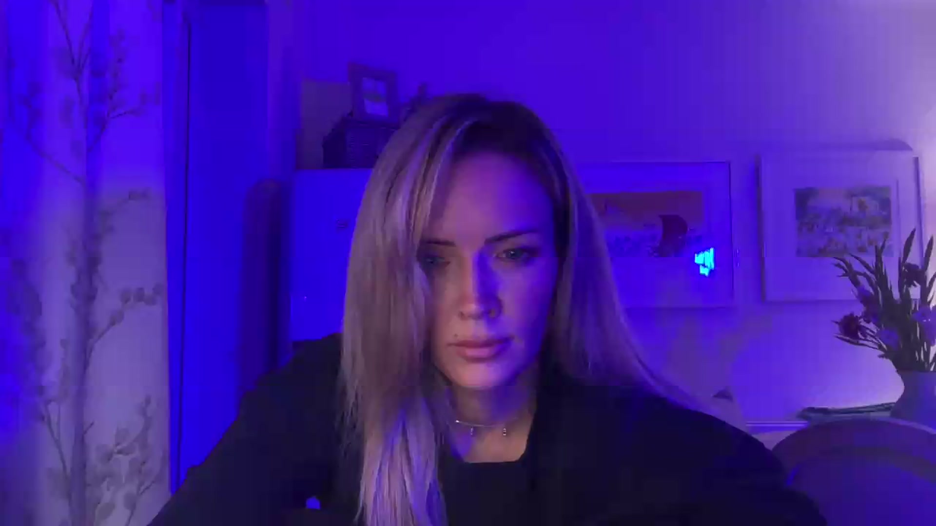 Gallery image thumbnail from Courtney's myfreecams stream on, 09/09/2026, 22:24 image 13 of 20