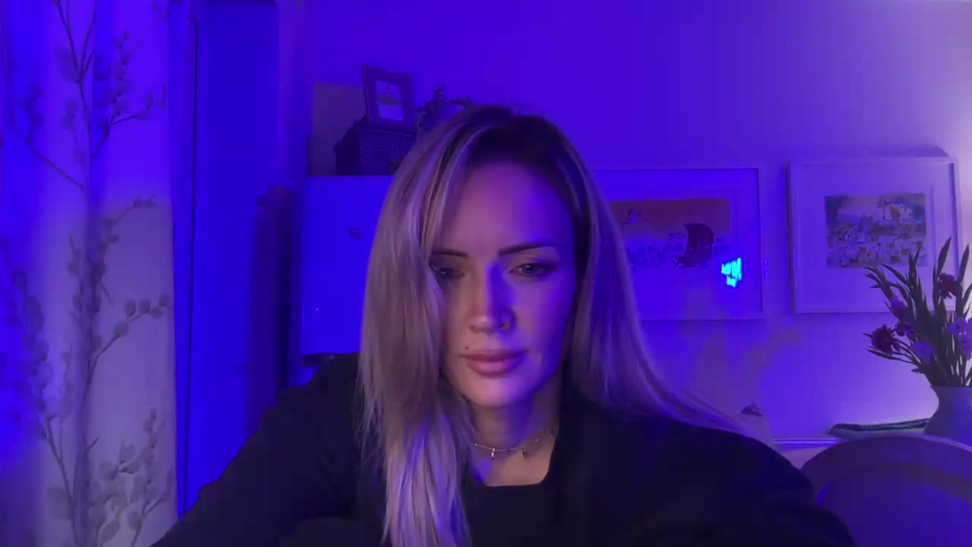 Gallery image thumbnail from Courtney's myfreecams stream on, 09/09/2026, 22:24 image 14 of 20