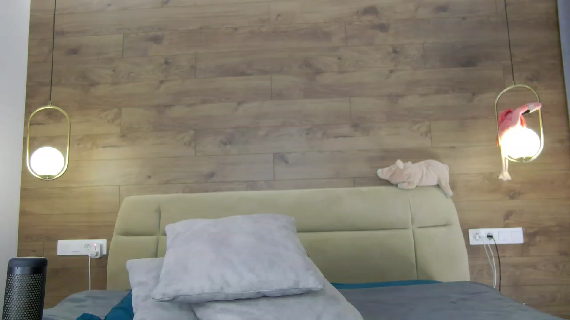 Gallery image thumbnail from Coverm3's myfreecams stream on, 11/04/2023, 12:56 image 4 of 20