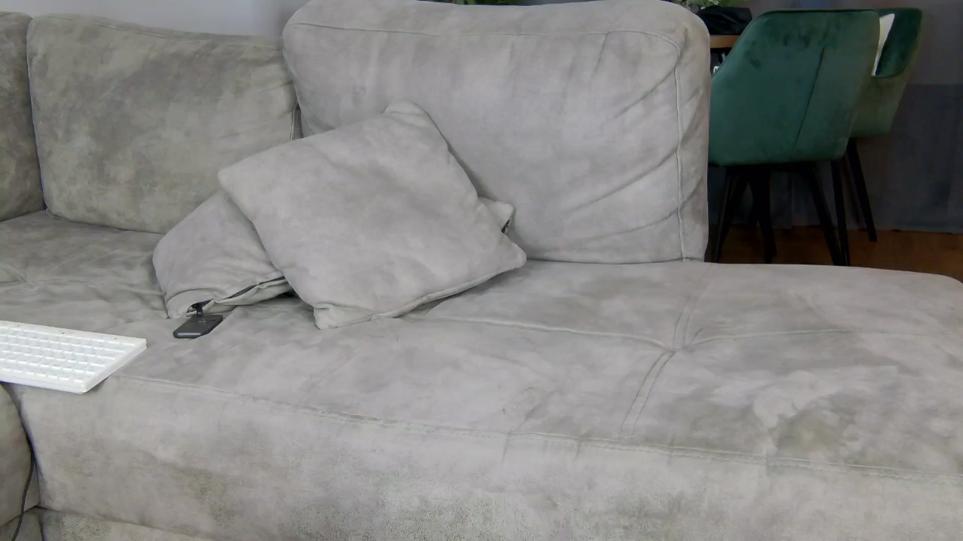 Gallery image thumbnail from Coverm3's myfreecams stream on, 05/21/2024, 12:12 image 9 of 20