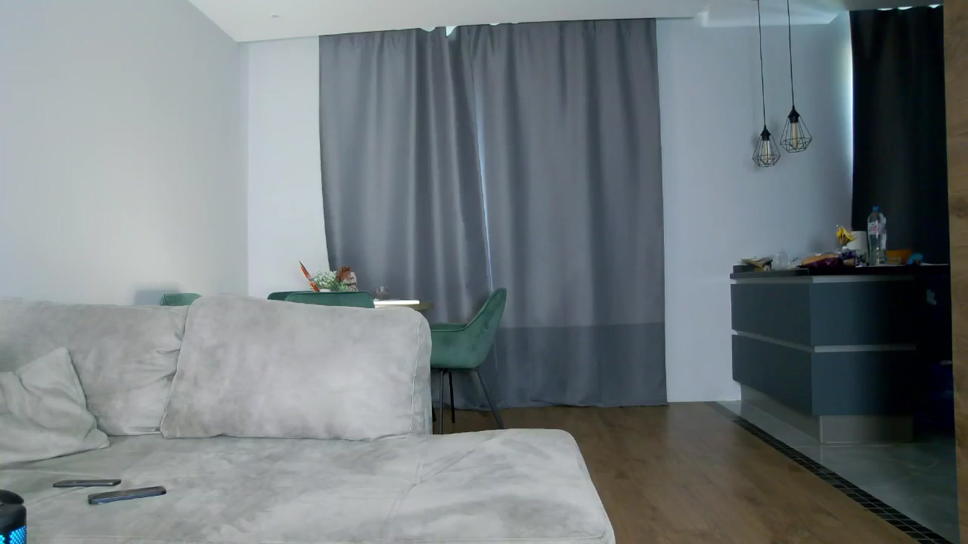 Gallery image thumbnail from Coverm3's myfreecams stream on, 07/15/2024, 09:41 image 20 of 20