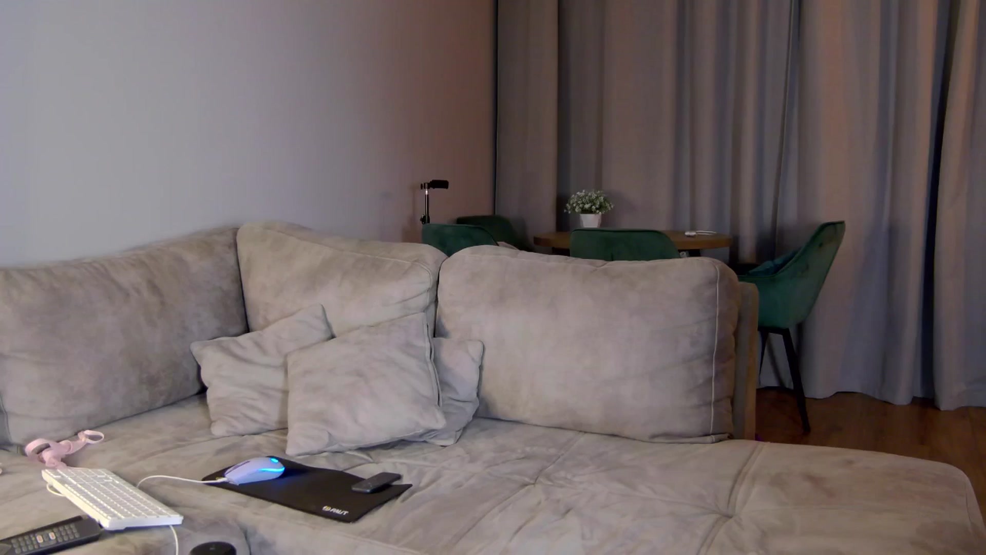 Gallery image thumbnail from Coverm3's myfreecams stream on, 10/14/2025, 09:32 image 20 of 20