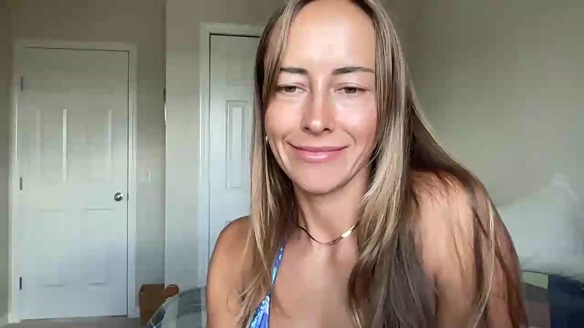 Gallery image thumbnail from CowgirlCrush's myfreecams stream on, 07/03/2026, 20:21 image 6 of 20