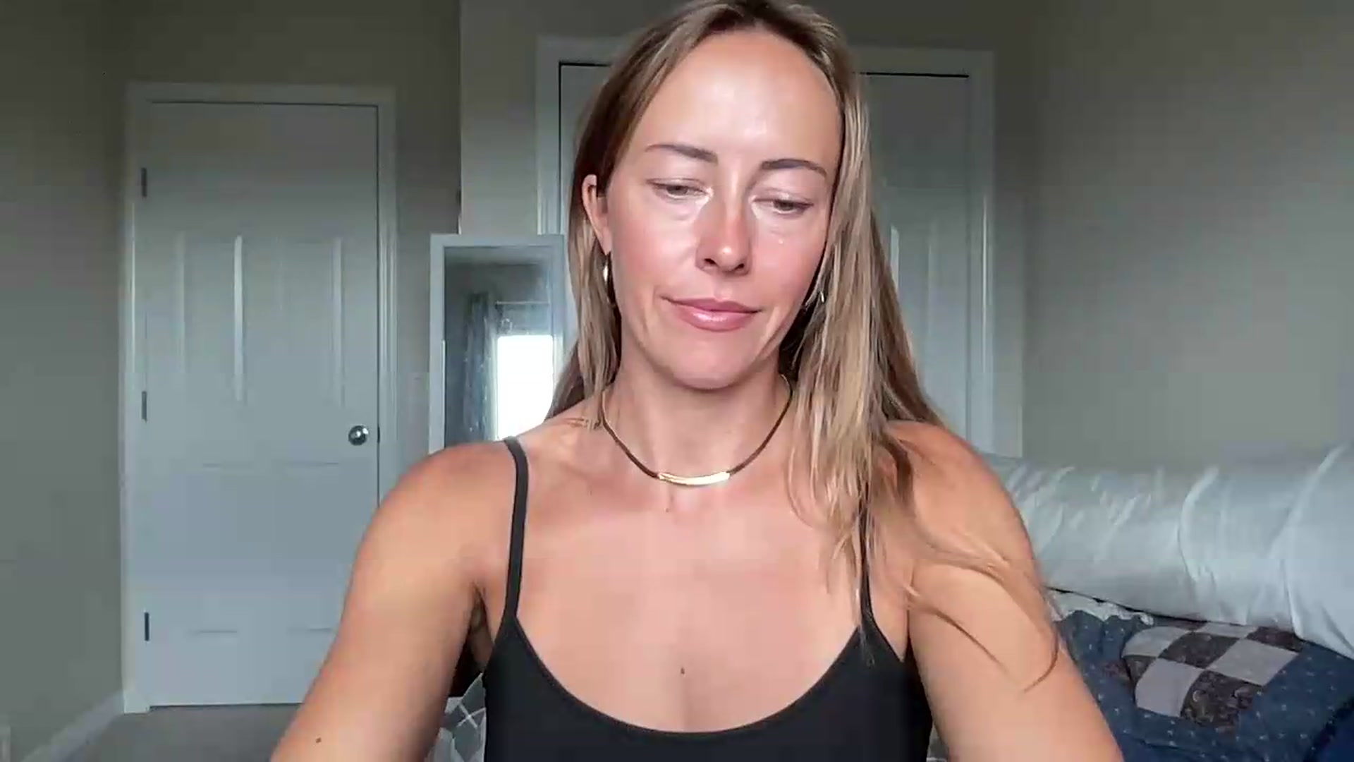 Gallery image thumbnail from CowgirlCrush's myfreecams stream on, 07/08/2026, 20:36 image 8 of 20