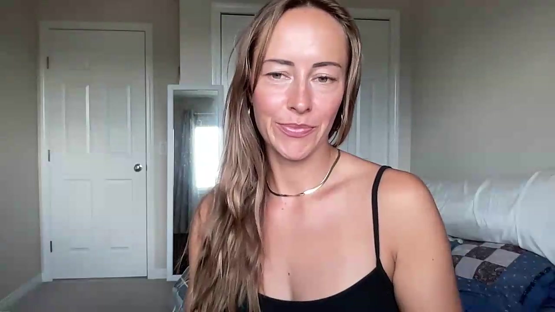 Gallery image thumbnail from CowgirlCrush's myfreecams stream on, 07/08/2026, 21:16 image 17 of 20
