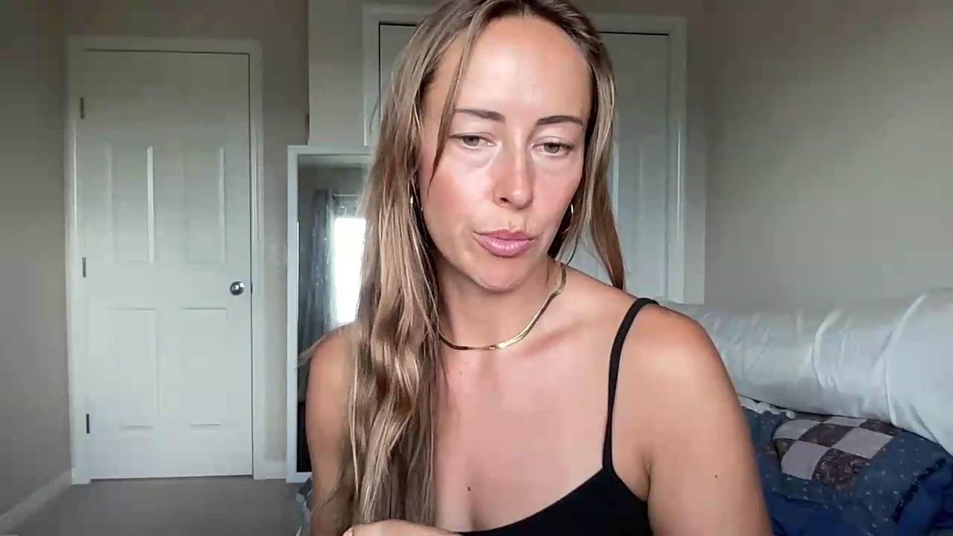 Gallery image thumbnail from CowgirlCrush's myfreecams stream on, 07/08/2026, 21:16 image 19 of 20