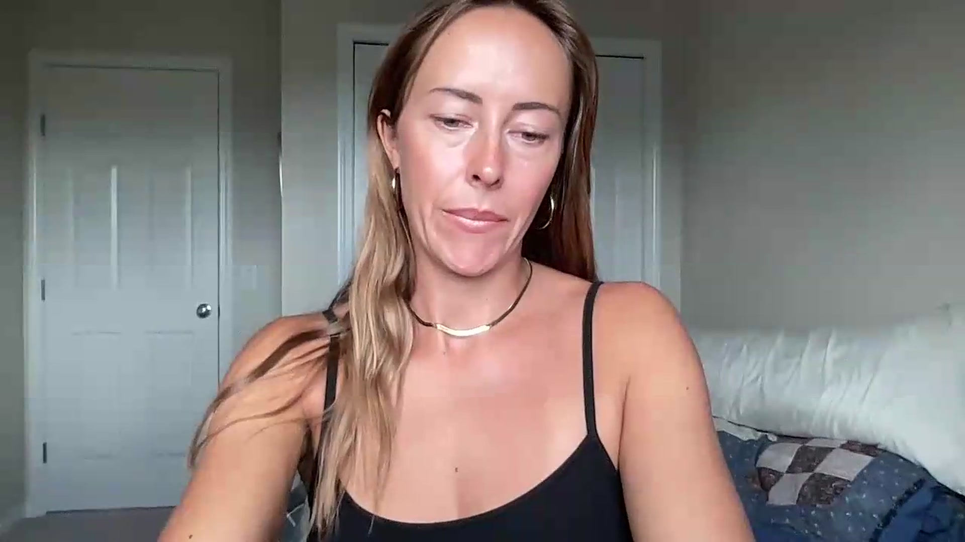 Gallery image thumbnail from CowgirlCrush's myfreecams stream on, 07/08/2026, 22:38 image 14 of 20