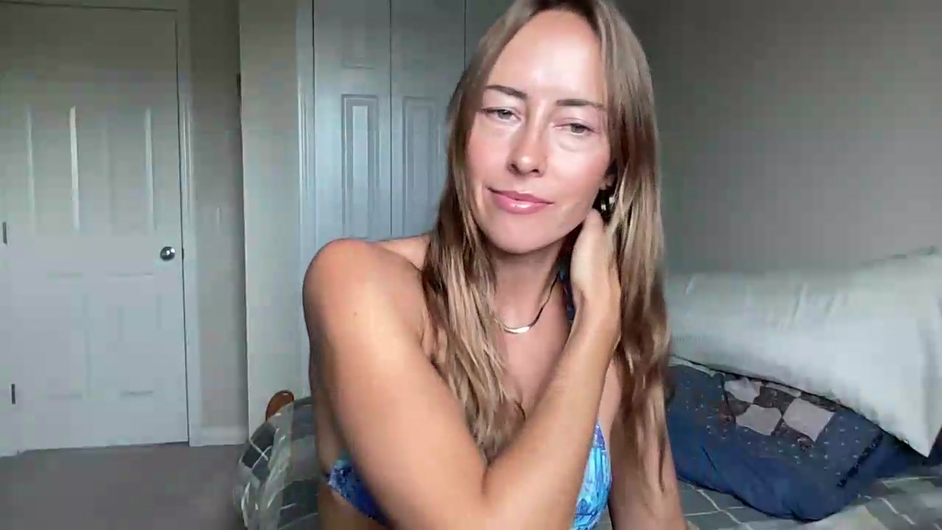 Gallery image thumbnail from CowgirlCrush's myfreecams stream on, 07/15/2026, 19:36 image 2 of 20