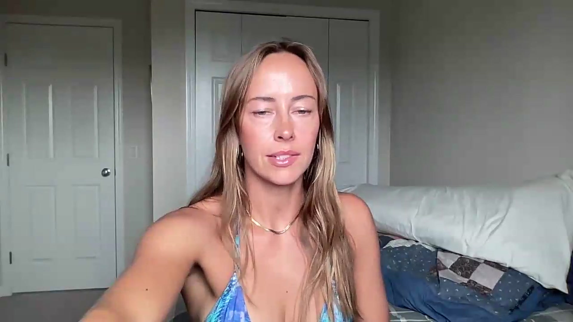 Gallery image thumbnail from CowgirlCrush's myfreecams stream on, 07/22/2026, 19:55 image 20 of 20
