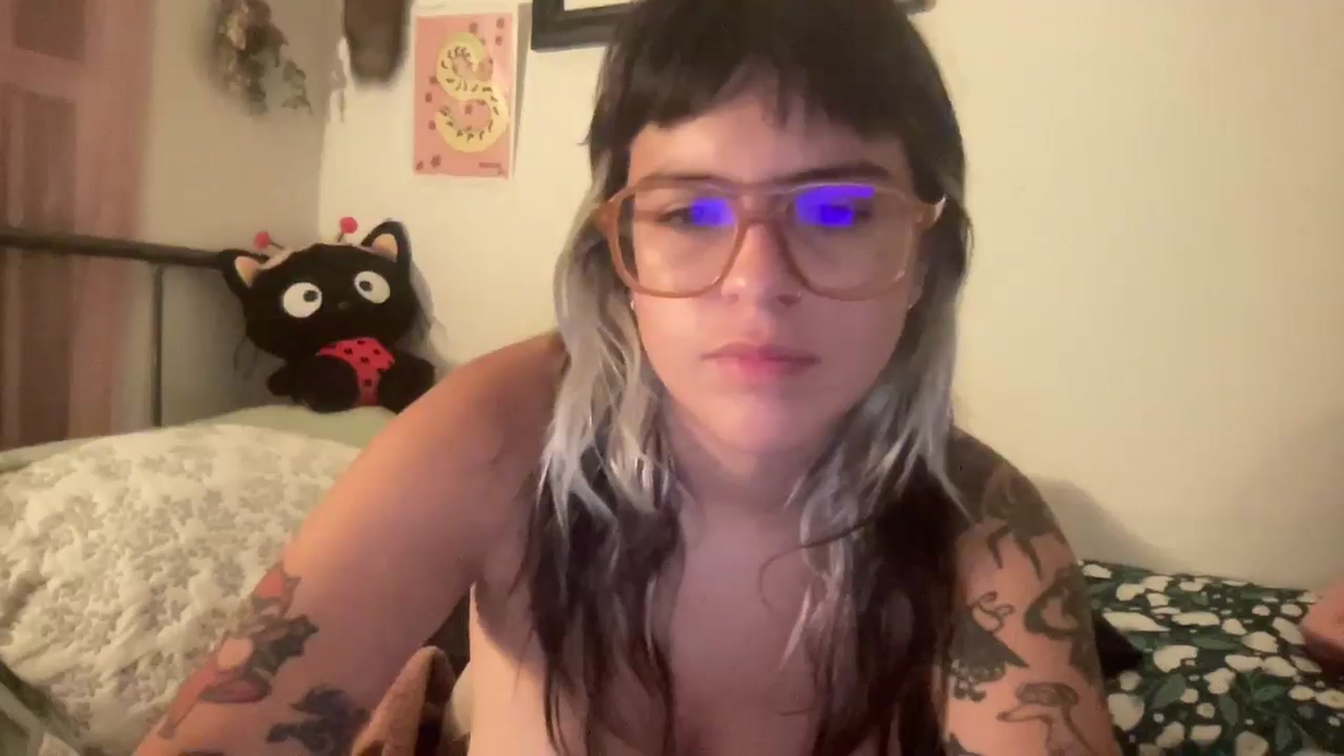 Gallery image thumbnail from Cowgirl_adi's myfreecams stream on, 10/31/2025, 09:31 image 19 of 20