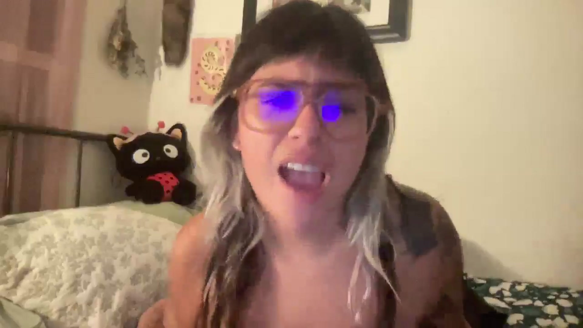 Gallery image thumbnail from Cowgirl_adi's myfreecams stream on, 10/31/2025, 09:31 image 12 of 20