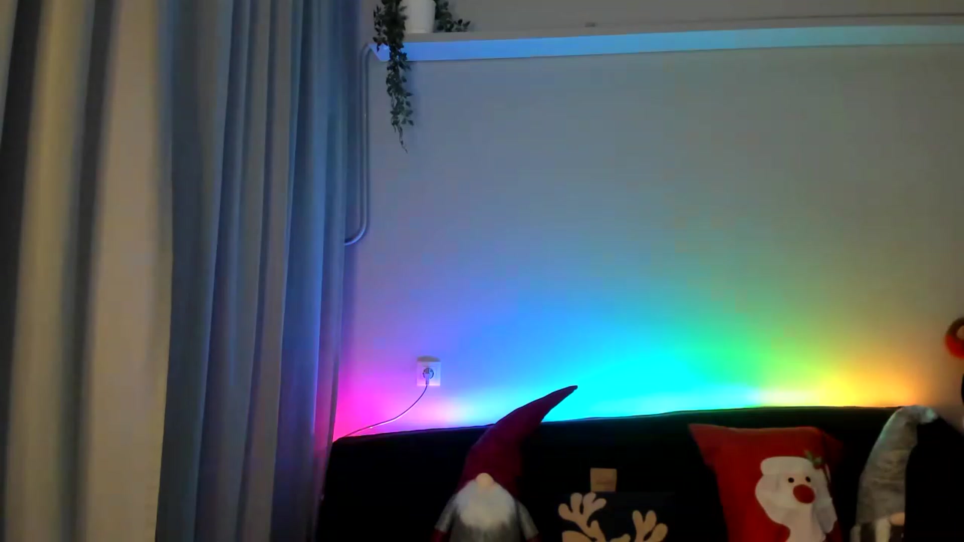Gallery image thumbnail from Coyote_Girl's myfreecams stream on, 12/01/2022, 19:48 image 11 of 20