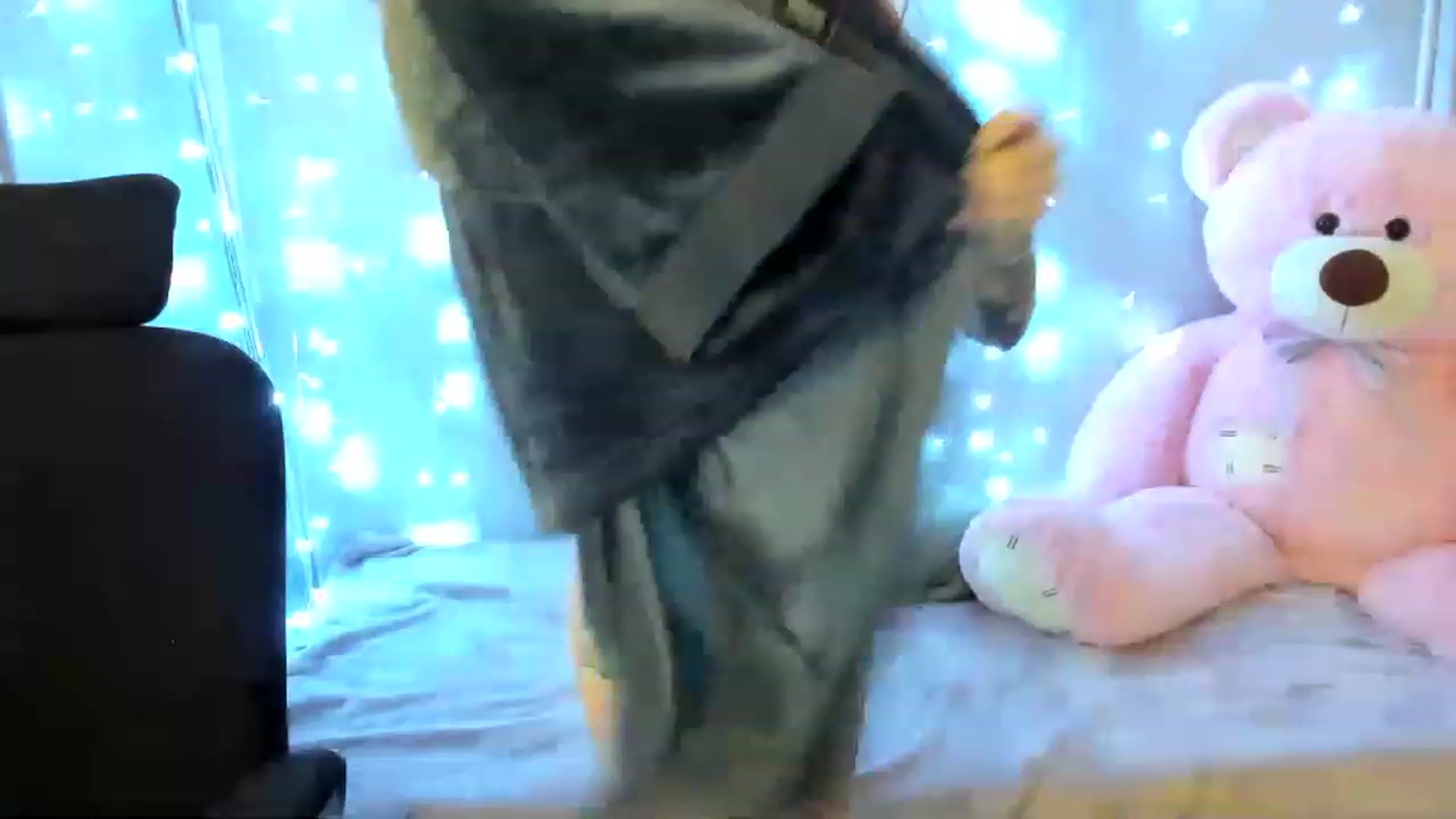 Gallery image thumbnail from Coyote_Girl's myfreecams stream on, 12/02/2022, 21:59 image 11 of 20