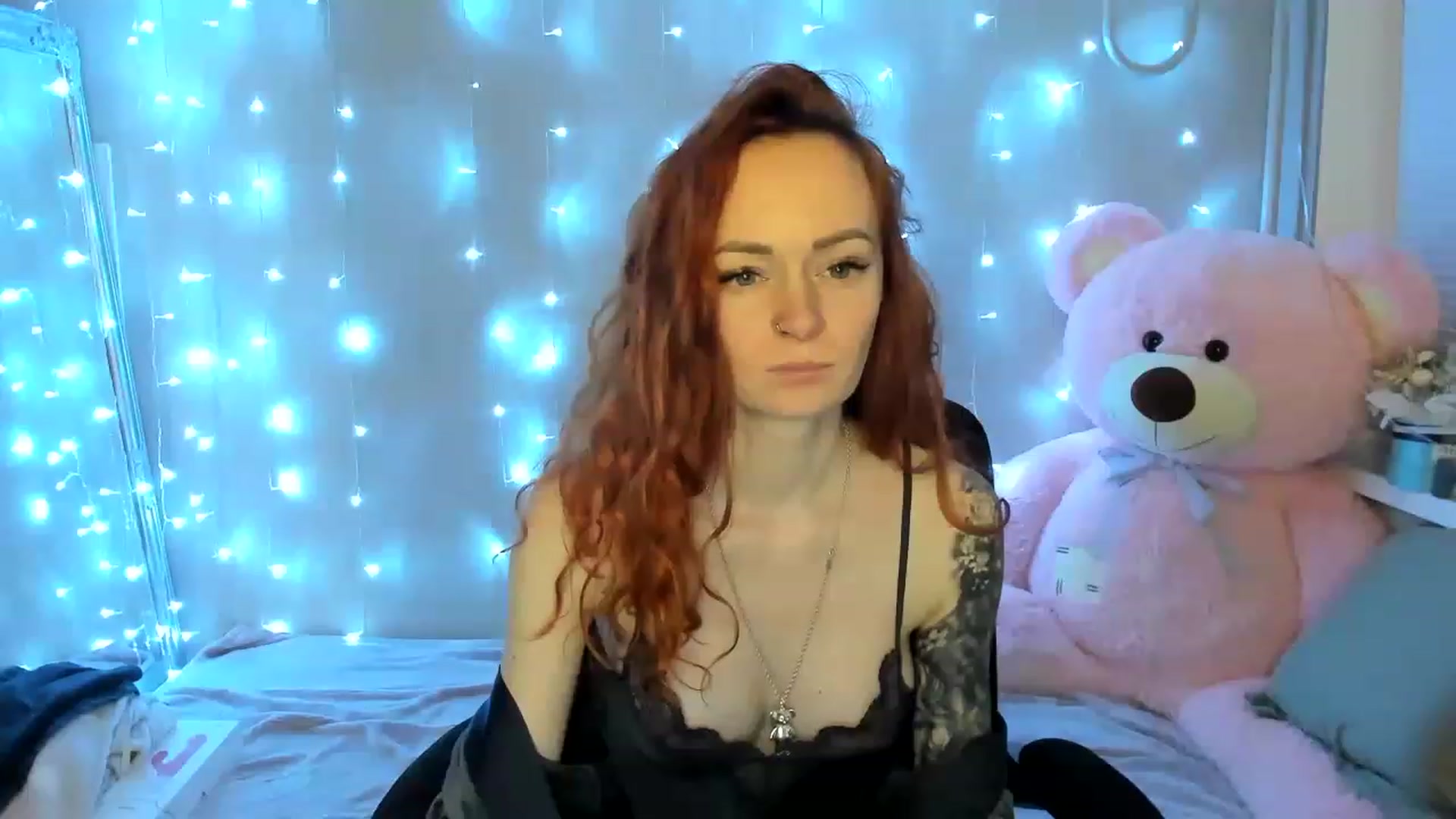 Gallery image thumbnail from Coyote_Girl's myfreecams stream on, 12/03/2022, 18:42 image 3 of 20