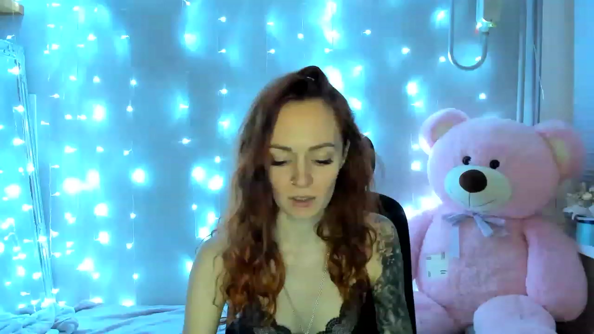 Gallery image thumbnail from Coyote_Girl's myfreecams stream on, 12/03/2022, 19:38 image 1 of 20
