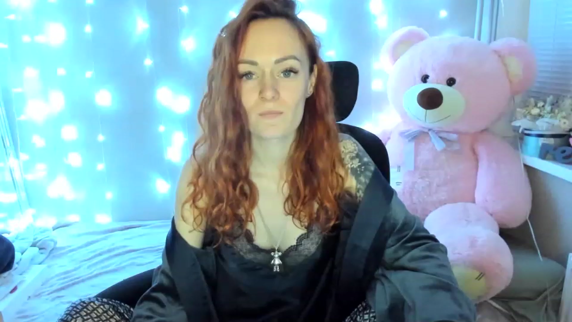 Gallery image thumbnail from Coyote_Girl's myfreecams stream on, 12/03/2022, 19:38 image 20 of 20