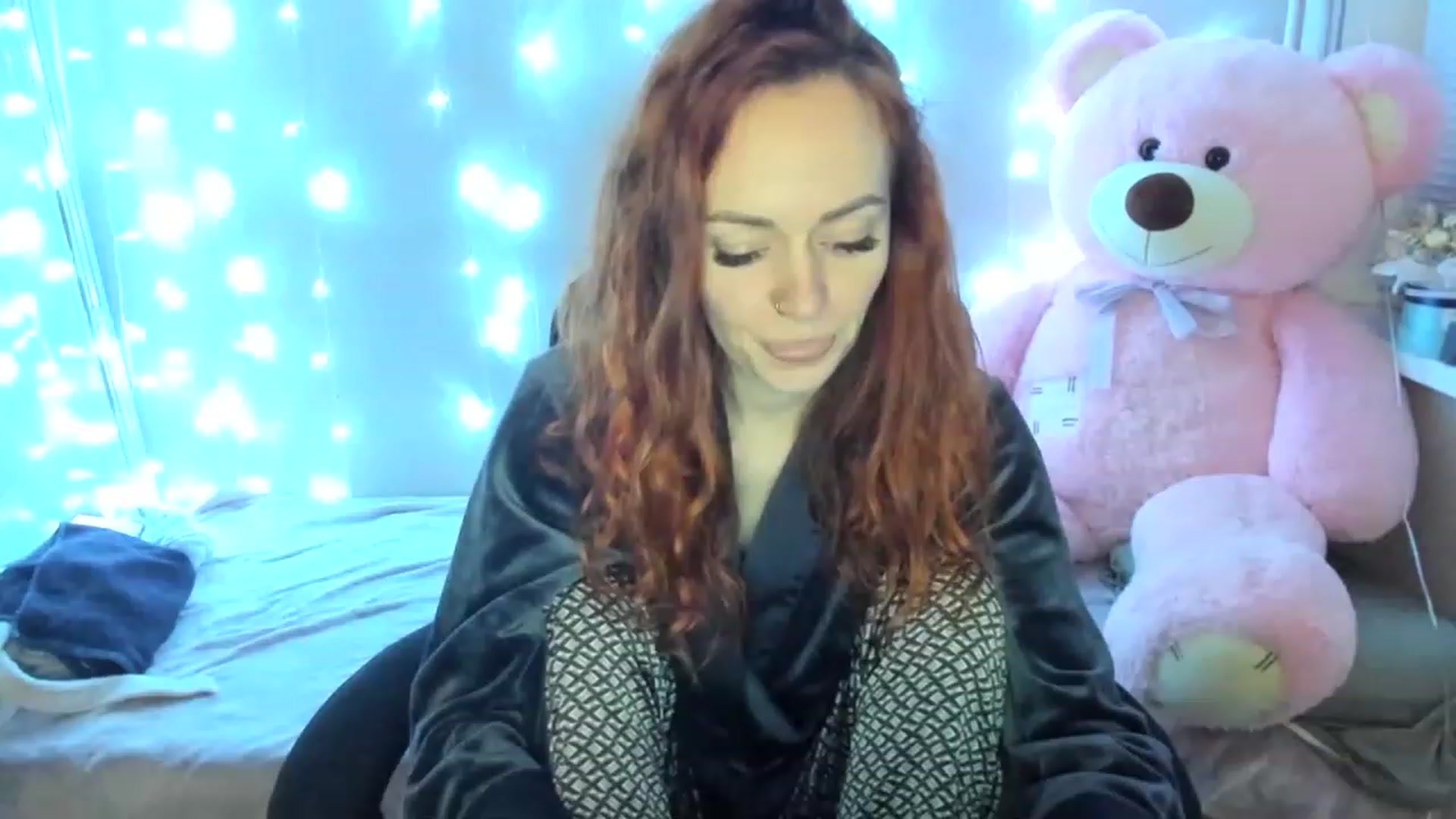 Gallery image thumbnail from Coyote_Girl's myfreecams stream on, 12/03/2022, 20:12 image 6 of 20