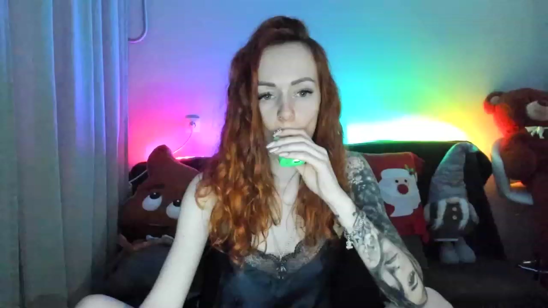 Gallery image thumbnail from Coyote_Girl's myfreecams stream on, 12/03/2022, 22:03 image 16 of 20