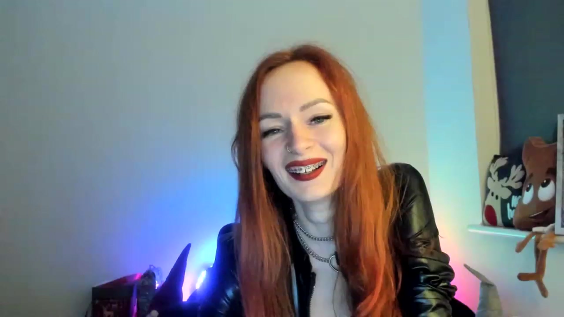 Gallery image thumbnail from Coyote_Girl's myfreecams stream on, 01/05/2023, 21:02 image 2 of 20