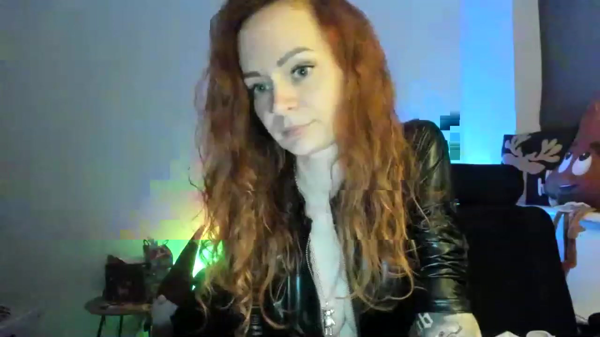 Gallery image thumbnail from Coyote_Girl's myfreecams stream on, 01/12/2023, 18:28 image 18 of 20