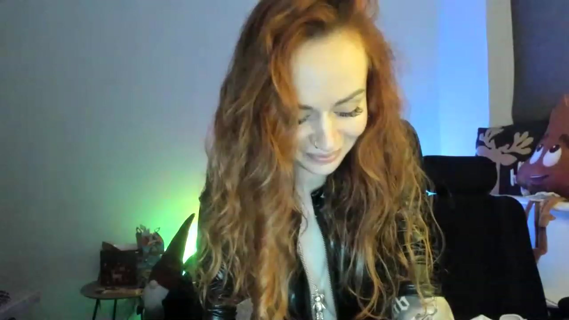 Gallery image thumbnail from Coyote_Girl's myfreecams stream on, 01/12/2023, 18:28 image 17 of 20