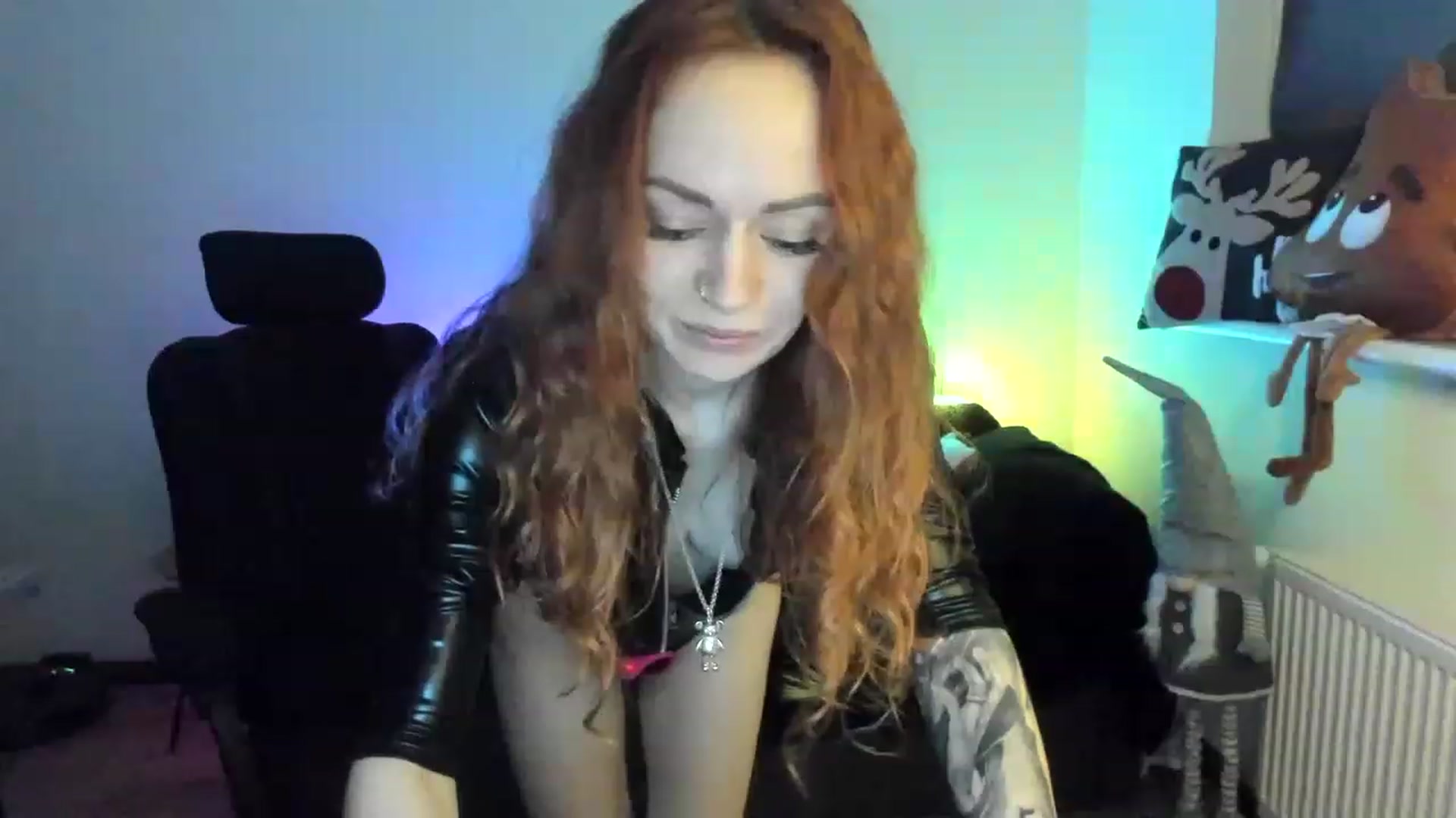 Gallery image thumbnail from Coyote_Girl's myfreecams stream on, 01/12/2023, 19:16 image 16 of 20