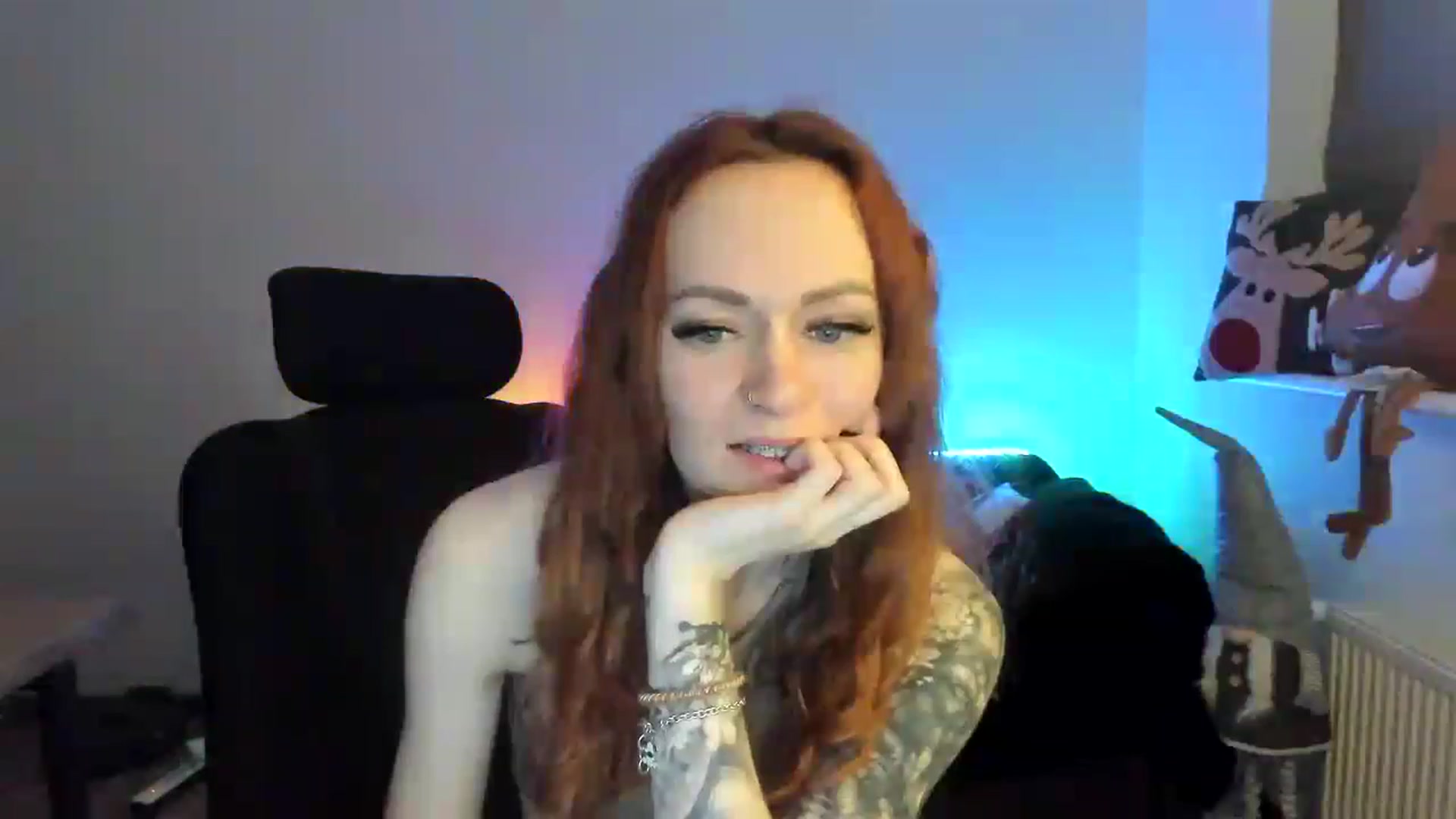 Gallery image thumbnail from Coyote_Girl's myfreecams stream on, 01/13/2023, 22:49 image 19 of 20