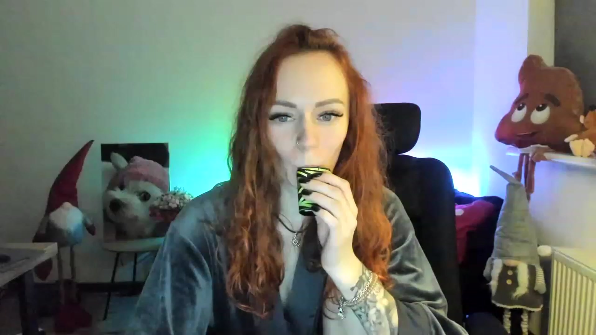 Gallery image thumbnail from Coyote_Girl's myfreecams stream on, 01/17/2023, 20:48 image 8 of 20