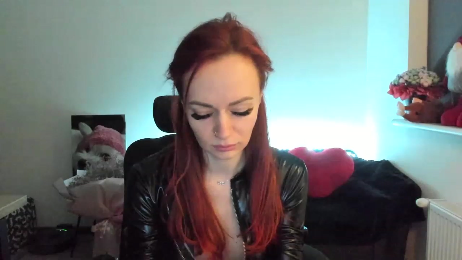 Gallery image thumbnail from Coyote_Girl's myfreecams stream on, 02/23/2023, 19:12 image 12 of 20