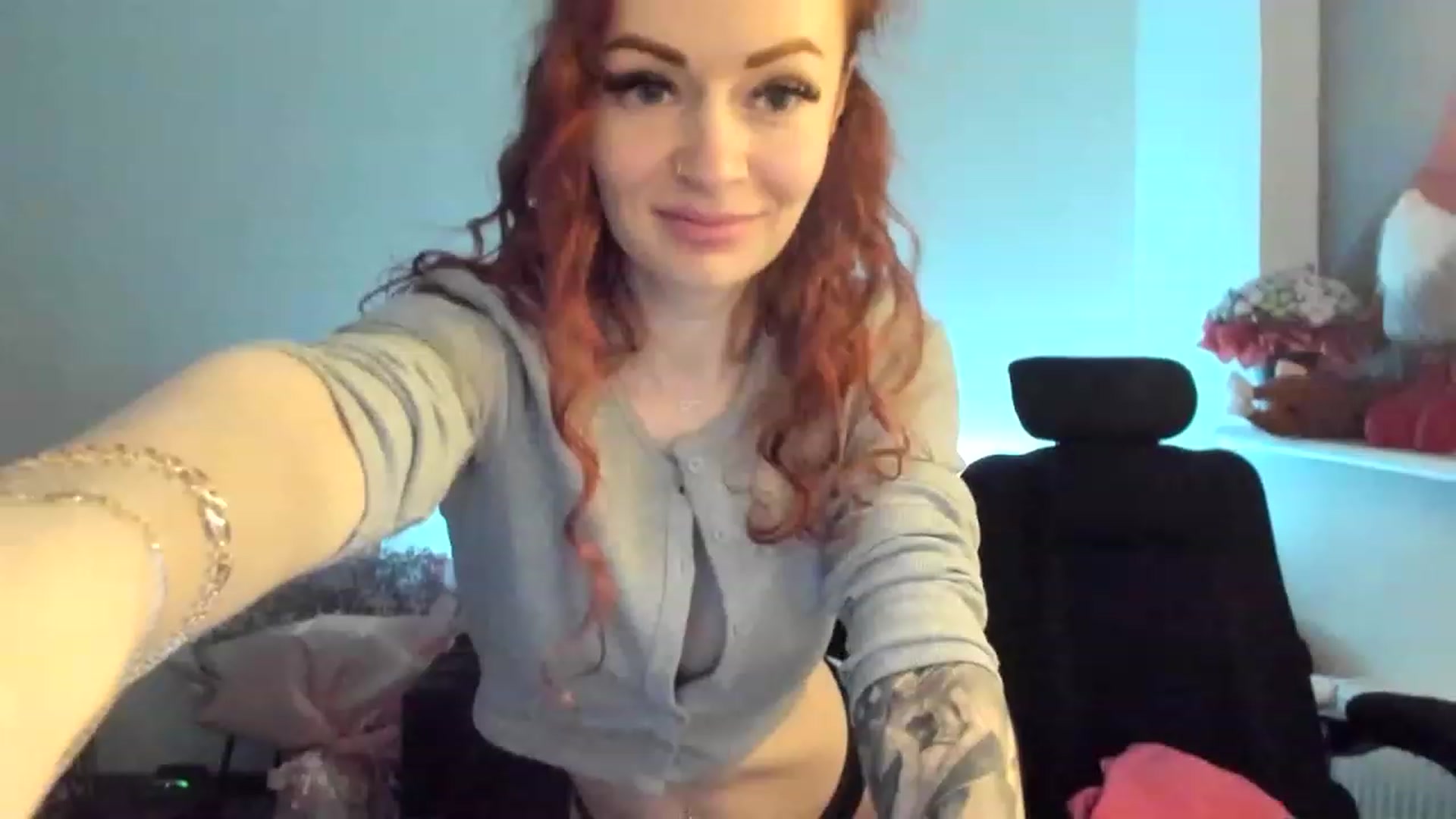 Gallery image thumbnail from Coyote_Girl's myfreecams stream on, 02/24/2023, 19:03 image 5 of 20
